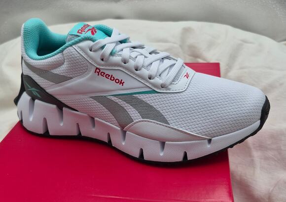 Reebok Shoes - NEW Reebok Zig Dynamica STR running sneaker shoes white aqua grey Women's size 7